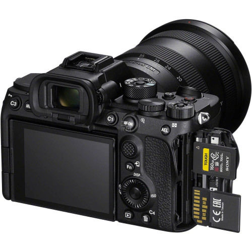 Беззеркальный фотоаппарат Sony Alpha A7s III body (ILCE7SM3B.CEC)