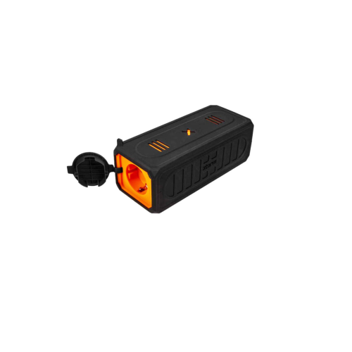Xtorm Xtreme Power Black (XP070): мощный зарядник для активных людей