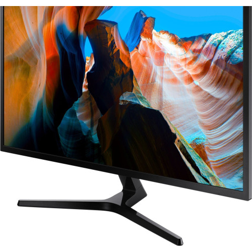 Samsung UJ590: 32 дюймов 4K монітор з технологією подвійної зарядки.