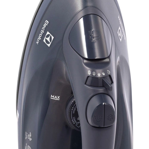 Утюг с паром Electrolux E6SI1-4MN