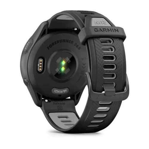 Garmin Forerunner 265: Sleek Black Design with Enhanced Tracking